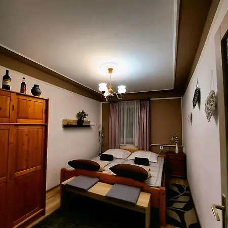 Kata Vendeghaz Apartment Satoraljaujhely Exterior photo